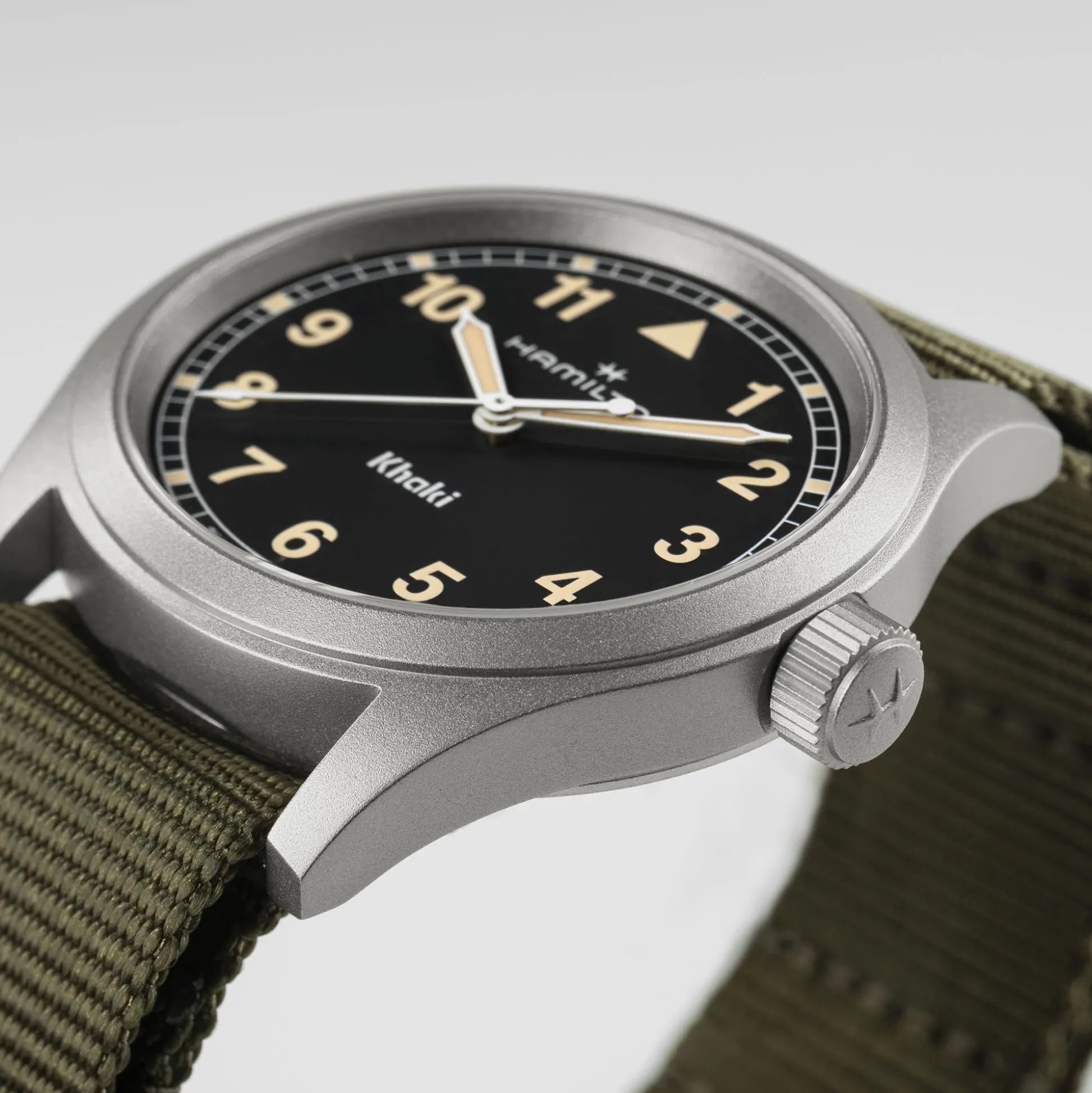 Khaki Field Quartz 38mm