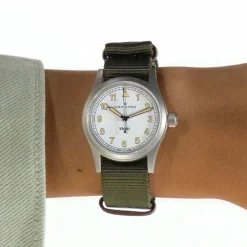 Khaki Field Quartz 33mm